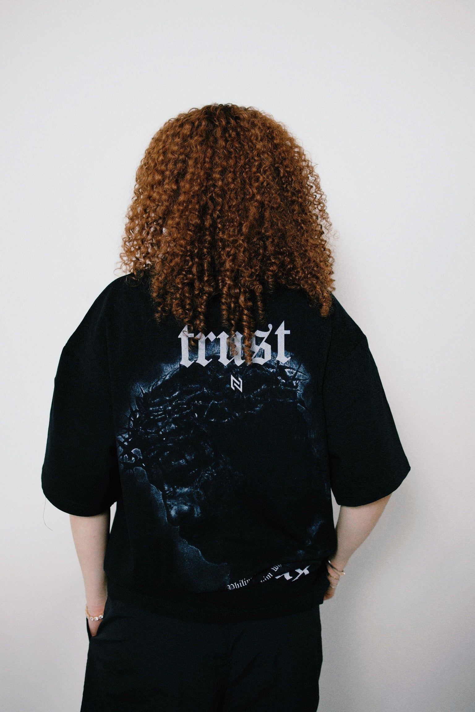 “TRUST JESUS” OVERSIZED TEE