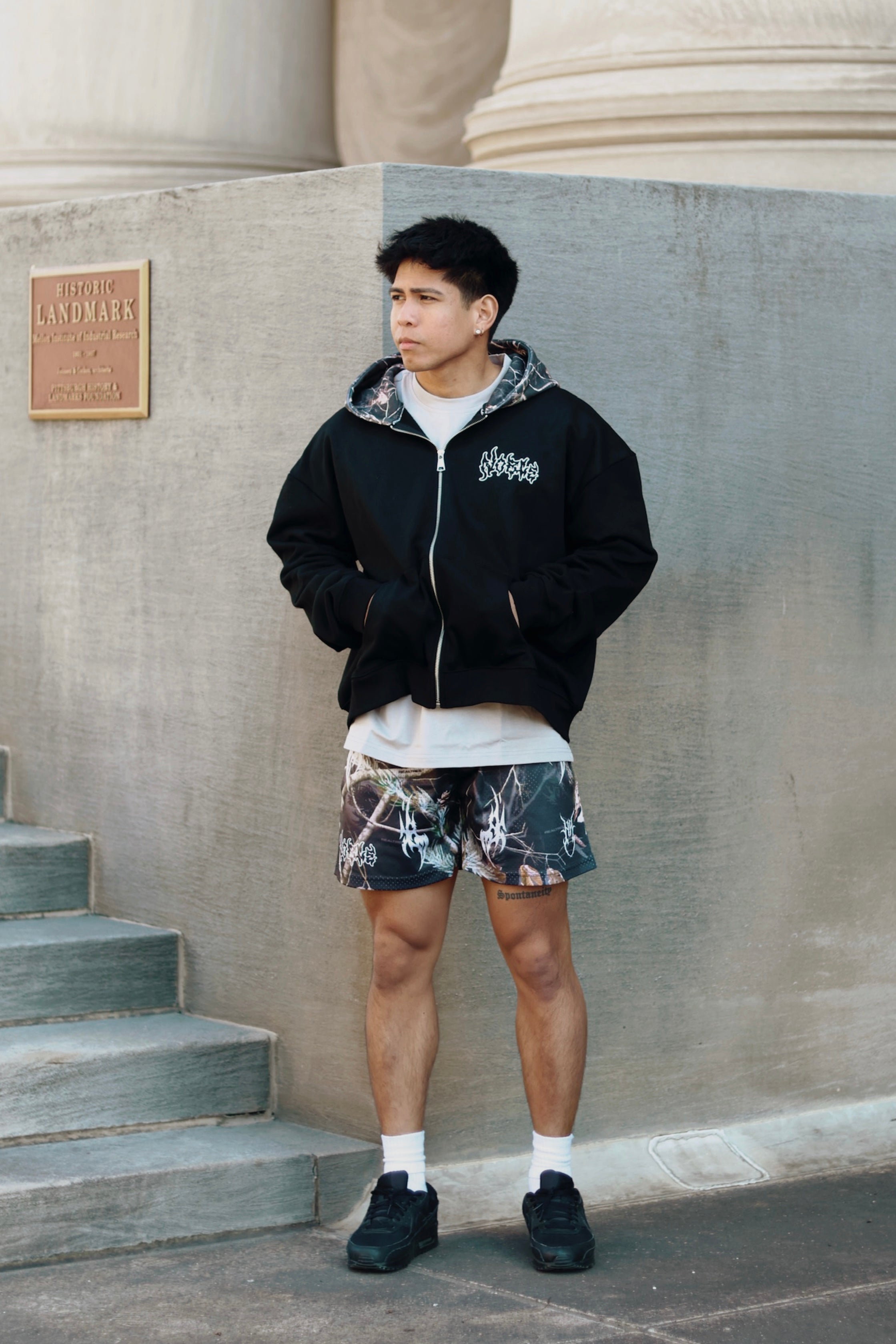 “CAMO V1” ZIP UP OYNX