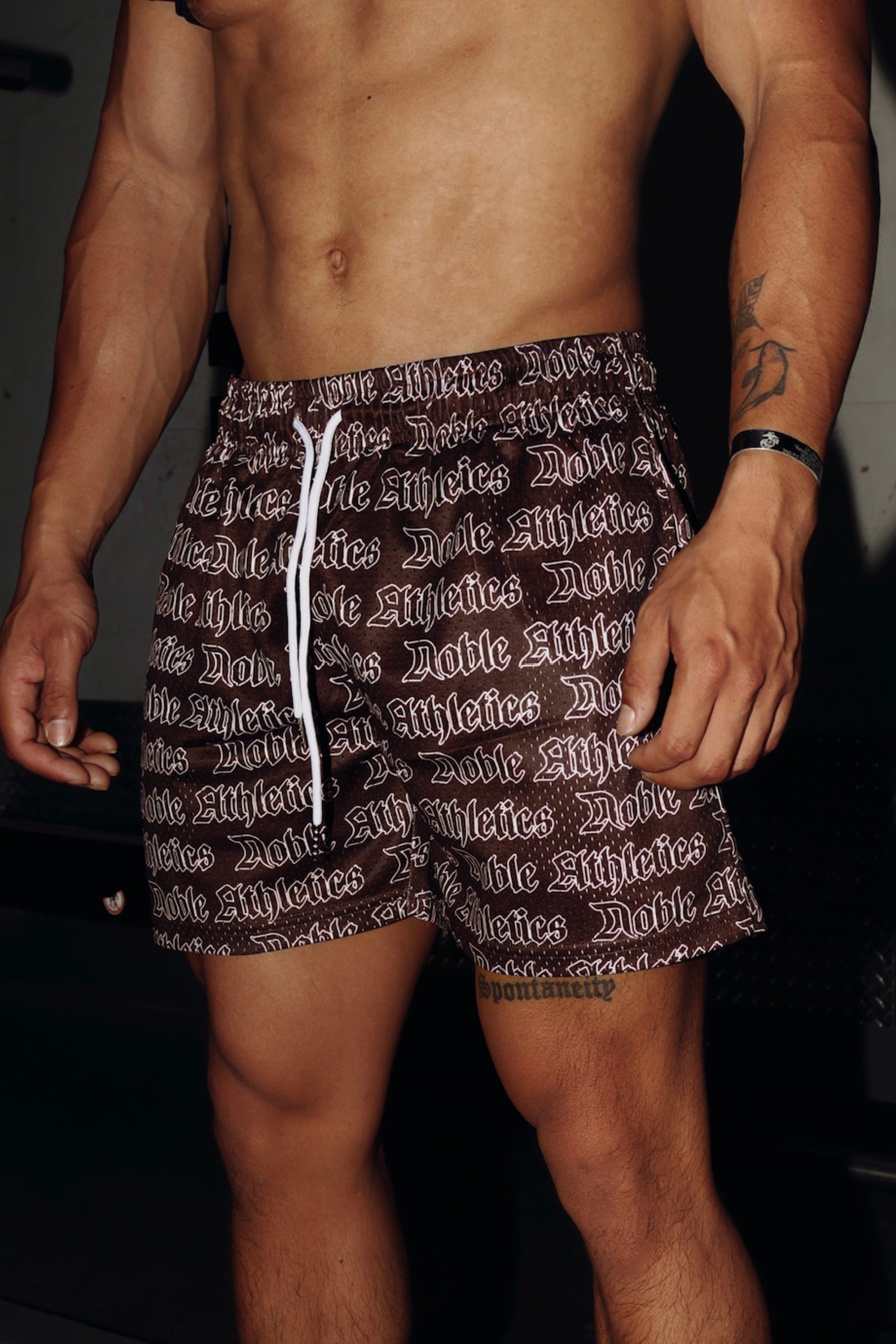 “CORE” MESH SHORTS - MOCHA BROWN