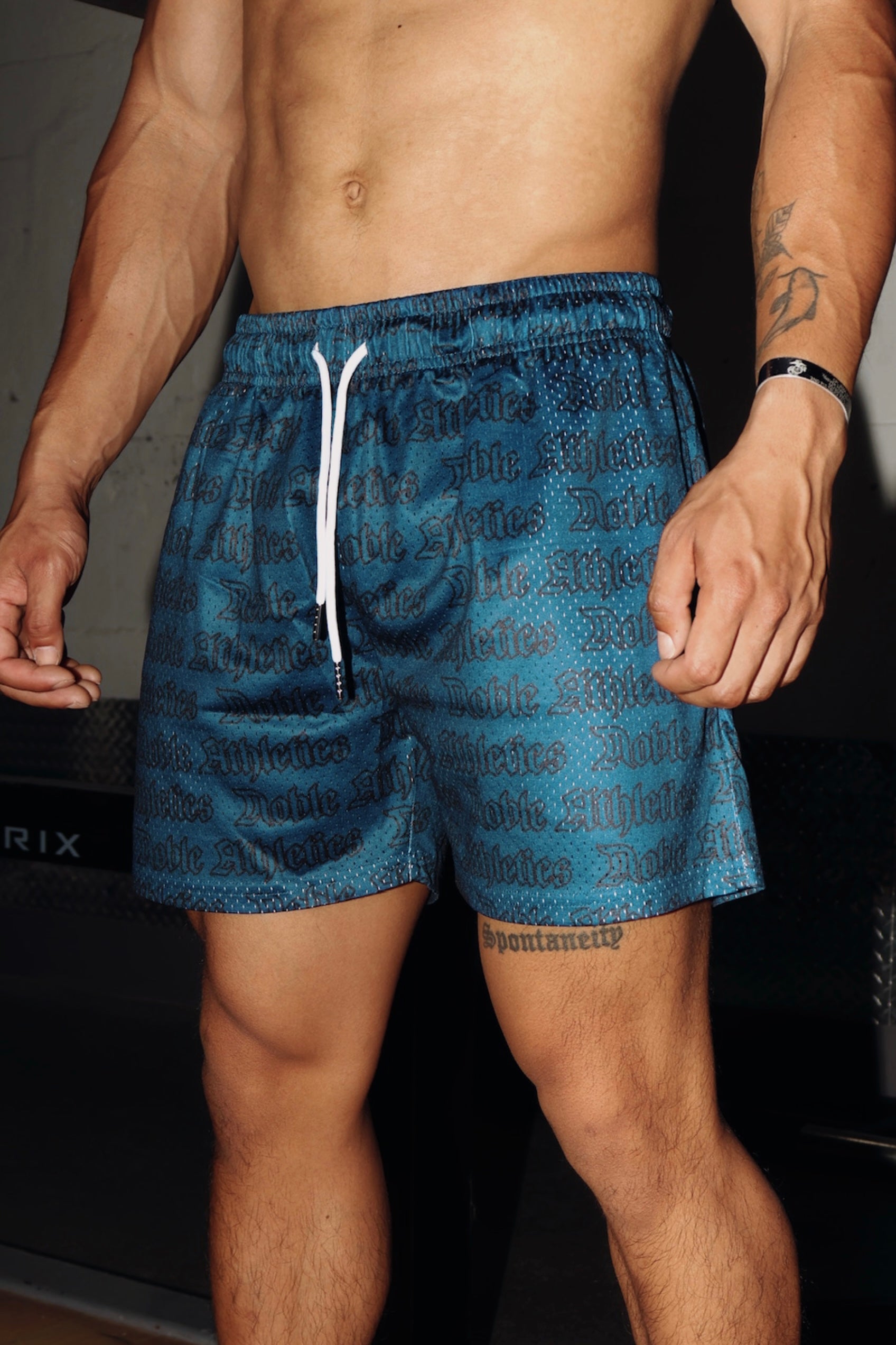 “CORE” MESH SHORTS - NAVY/BLACK