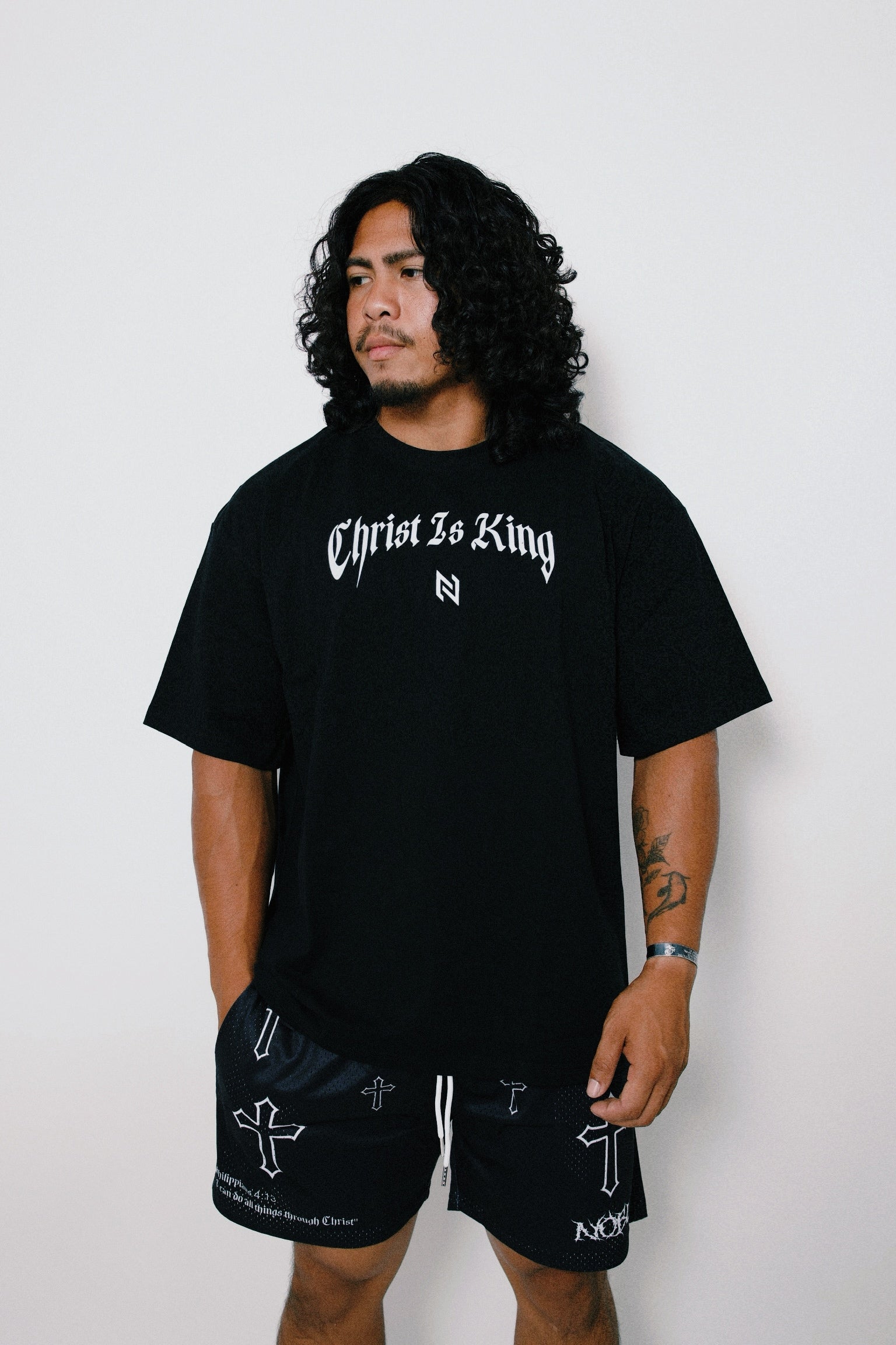 “CHRIST IS KING” OVERSIZED TEE
