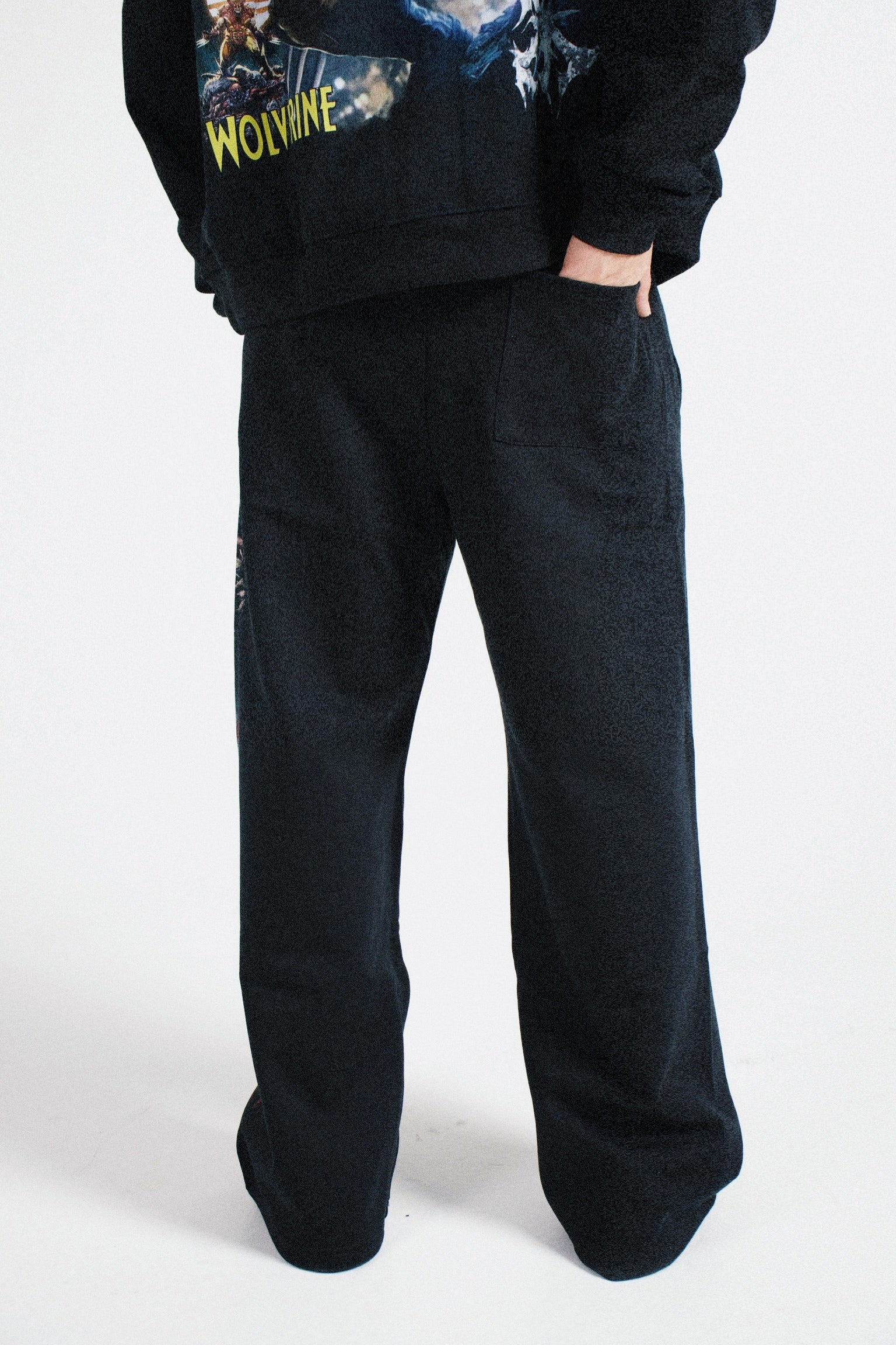 WOLVERINE OVERSIZED SWEATPANTS