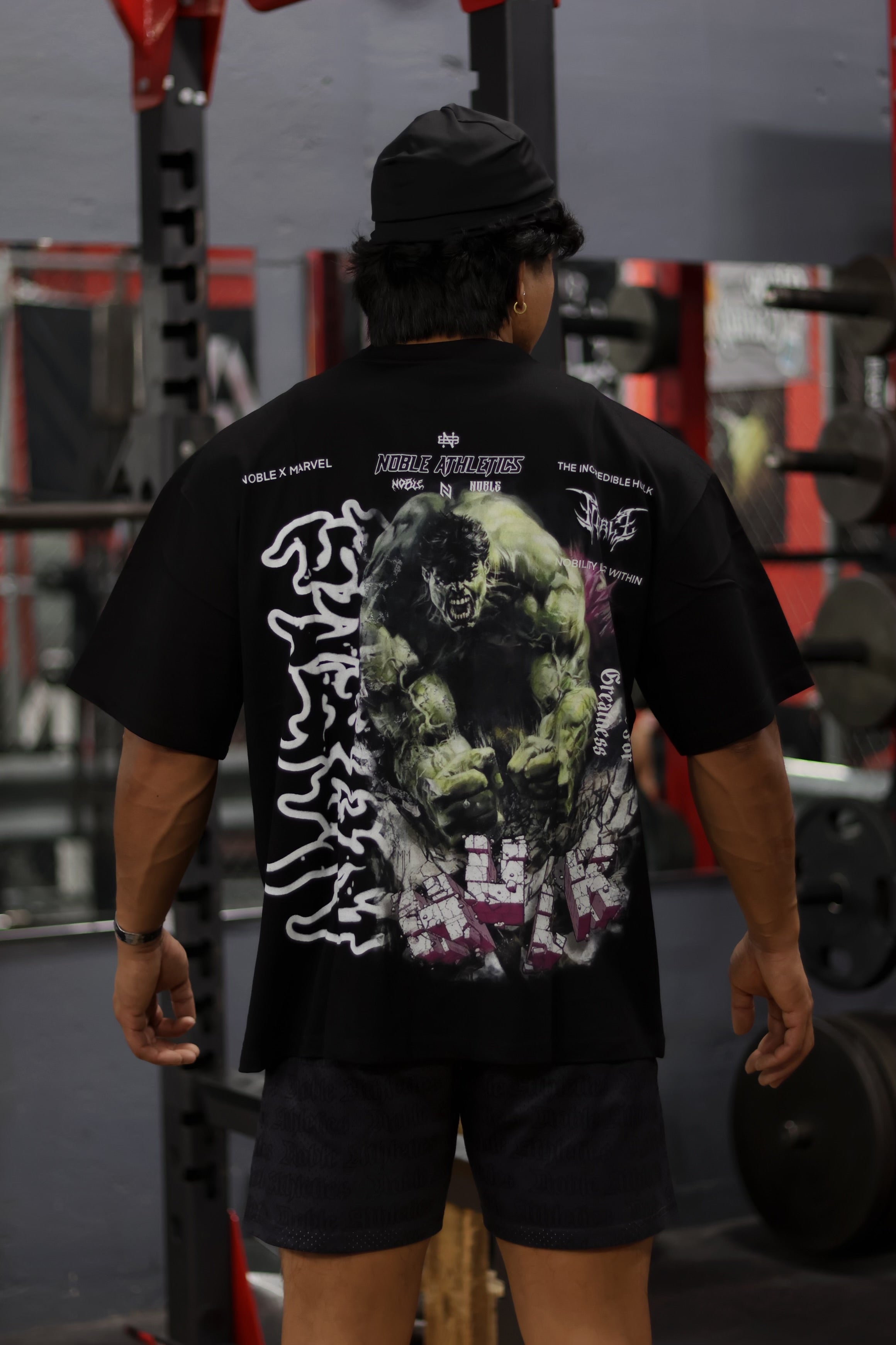 THE INCREDIBLE HULK OVERSIZED TEE