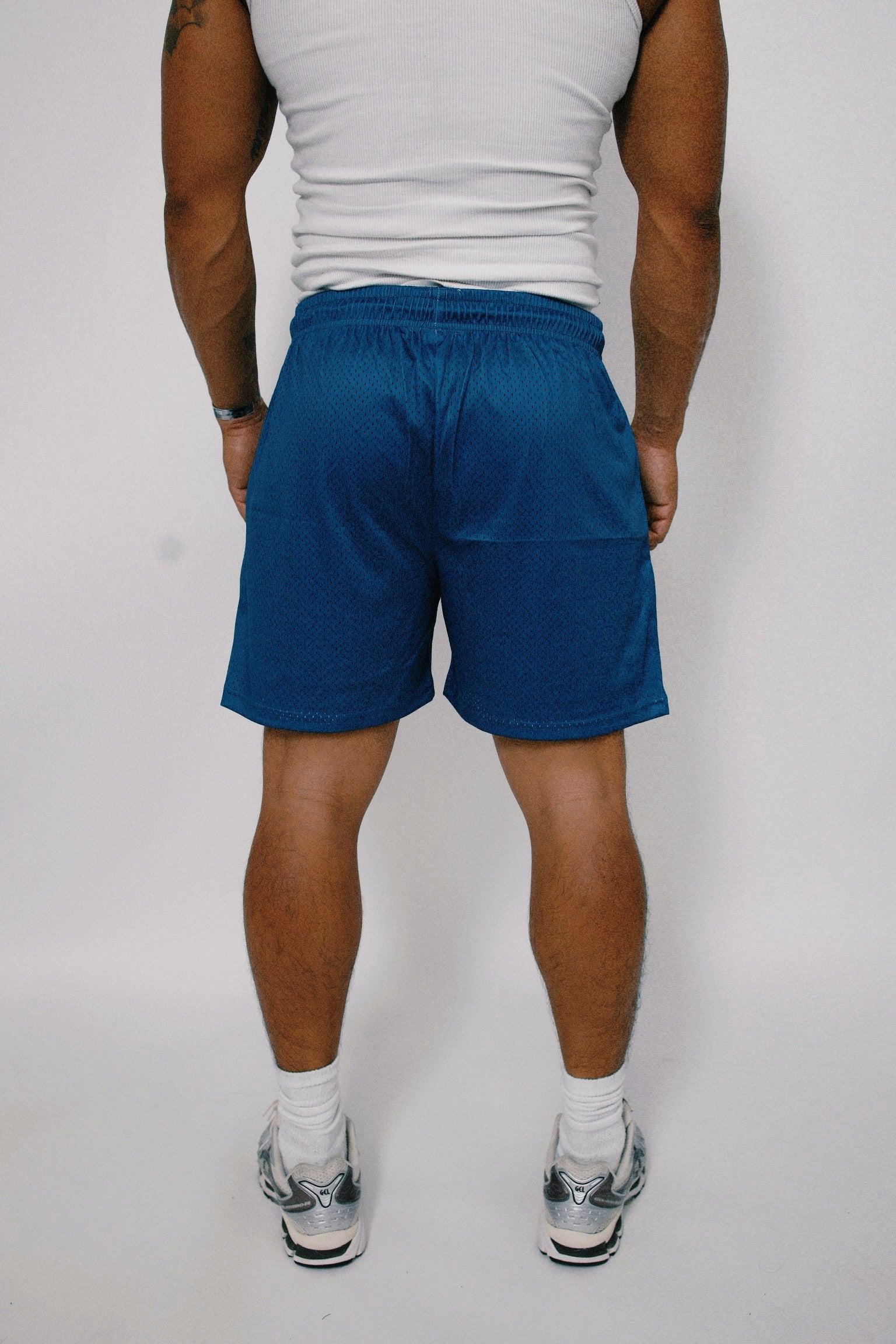 4:13 CROSS 6IN MESH SHORT (BLUE BOLT)