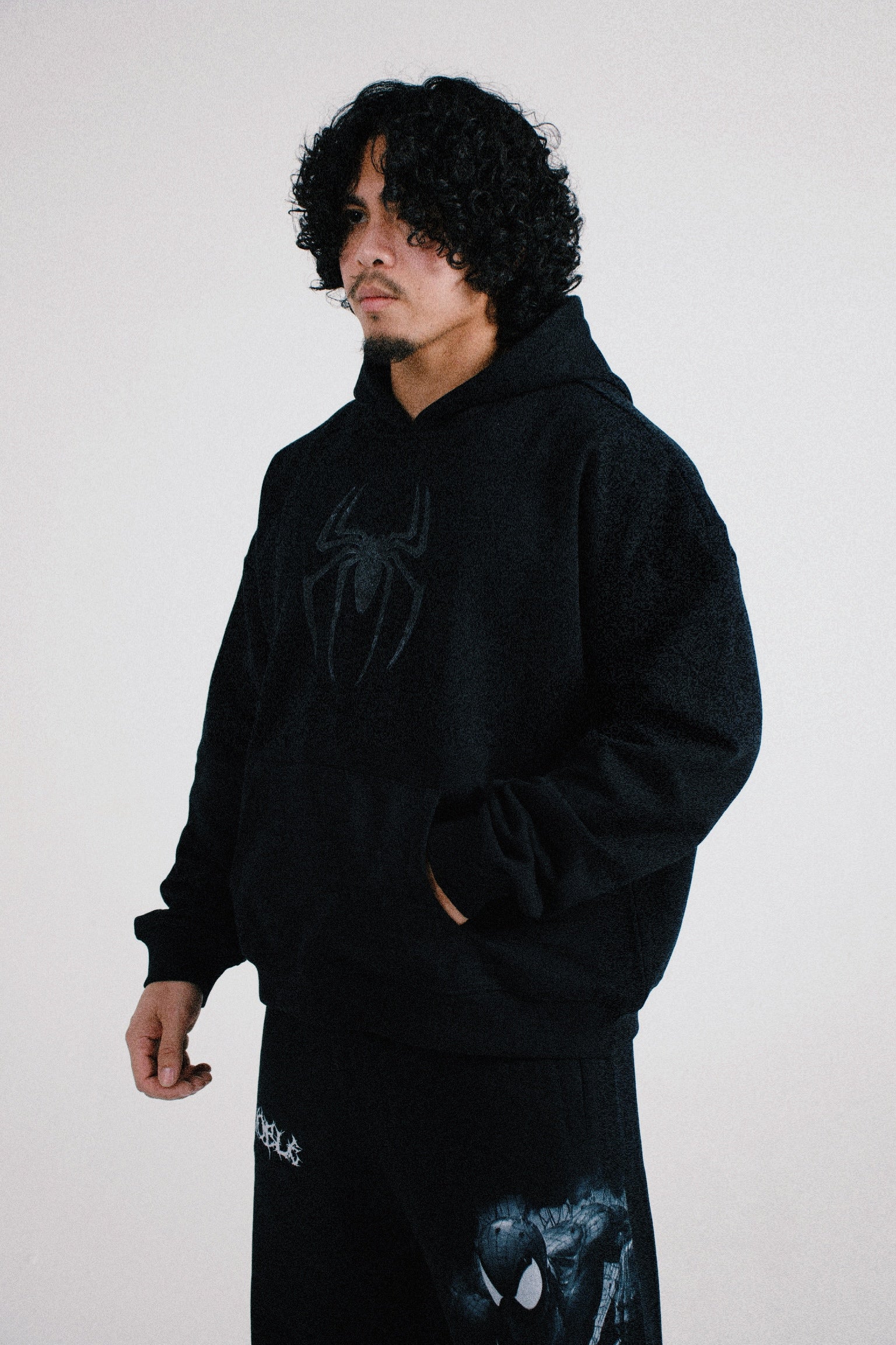 B&W SPIDERMAN OVERSIZED HOODIE