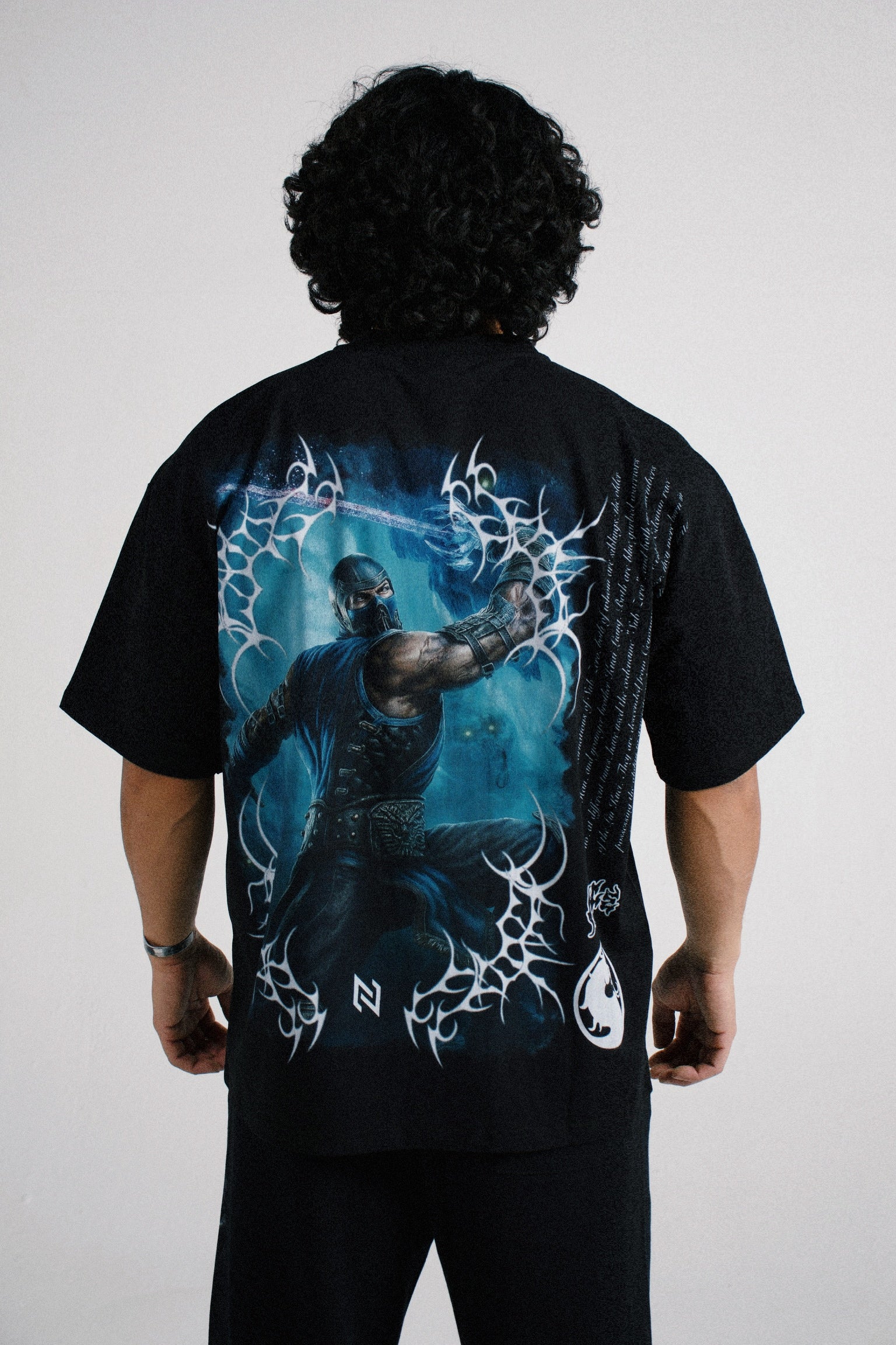 SUB ZERO OVERSIZED TEE