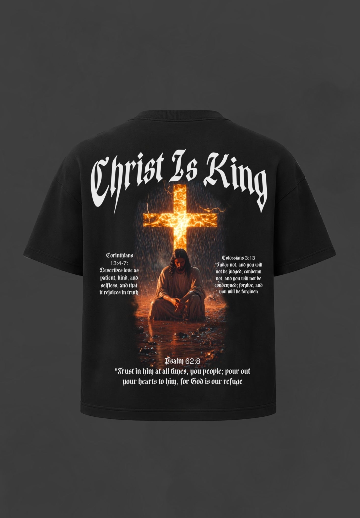 “CHRIST IS KING” OVERSIZED TEE
