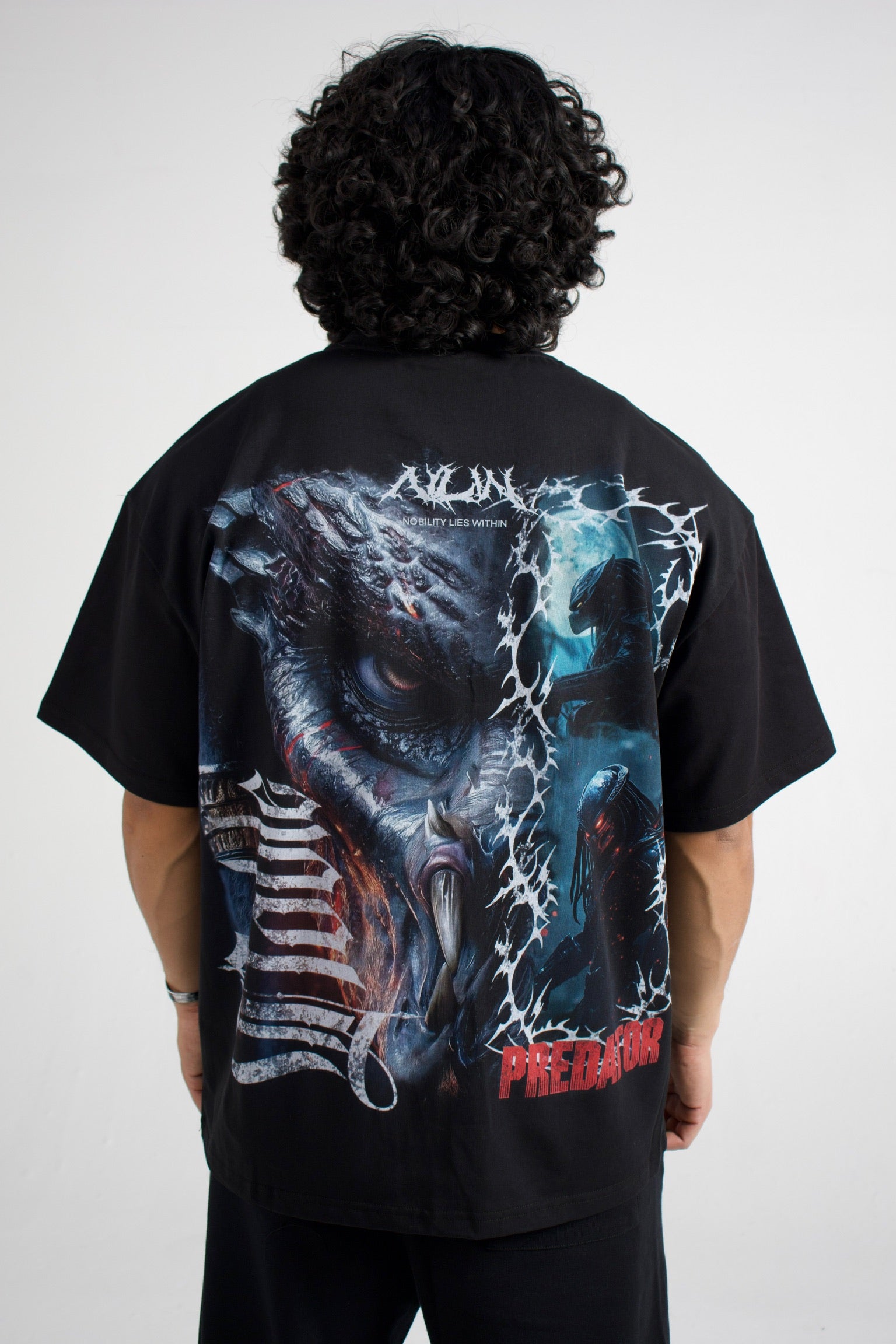 PREDATOR OVERSIZED TEES