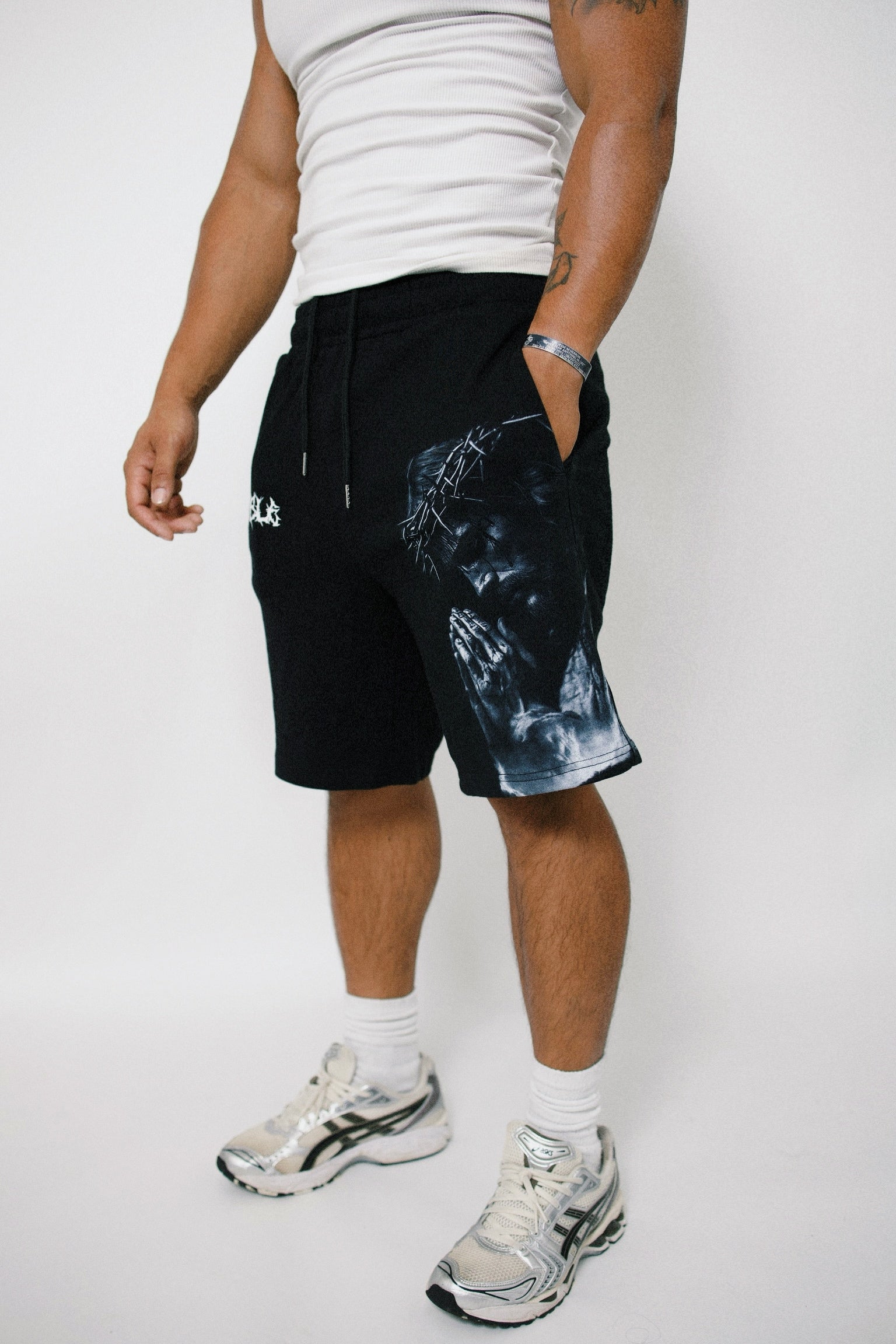 HAVE FAITH BAGGY SWEATSHORTS