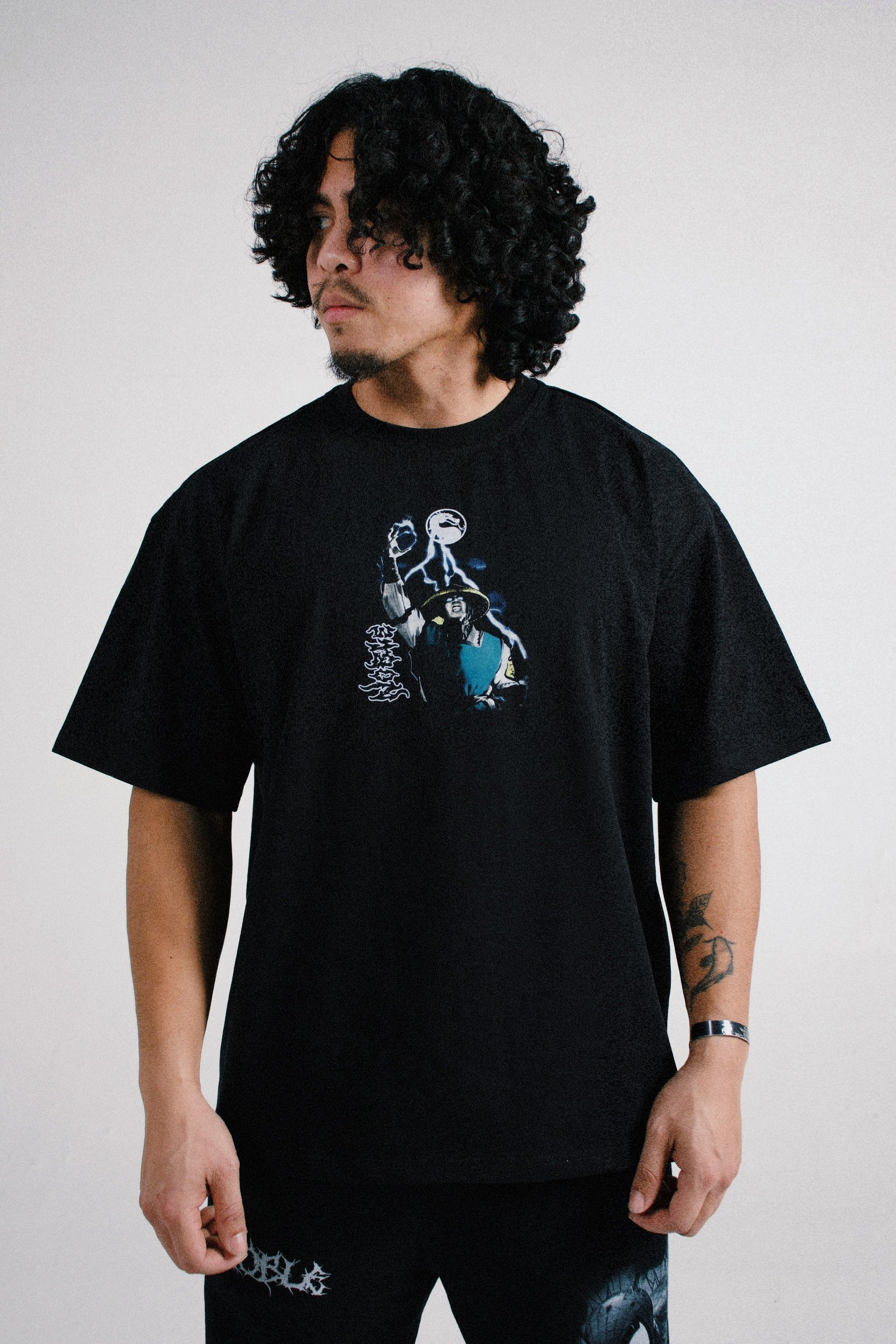 RAIDEN OVERSIZED TEE