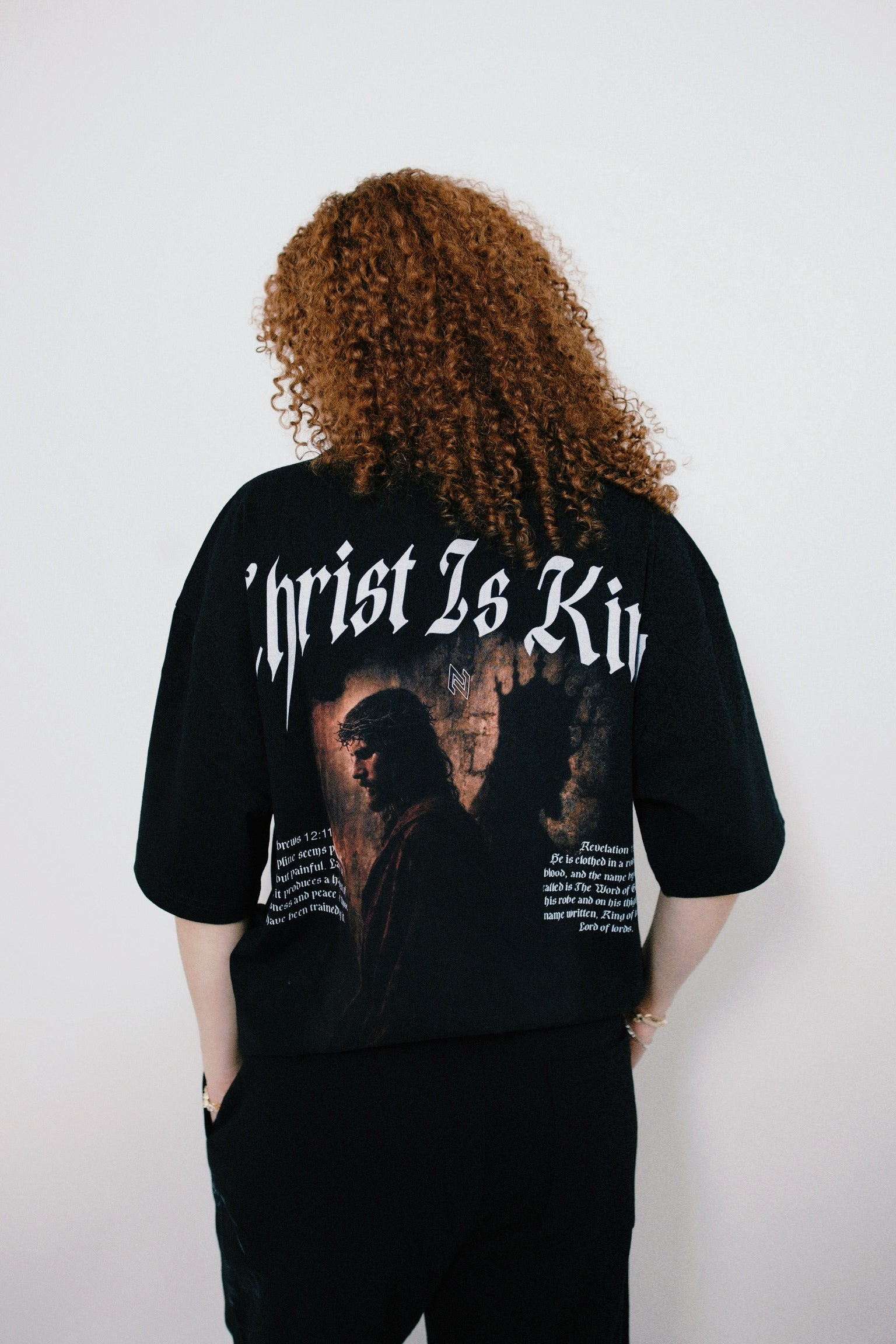 “CHRIST IS KING V2” OVERSIZED TEE