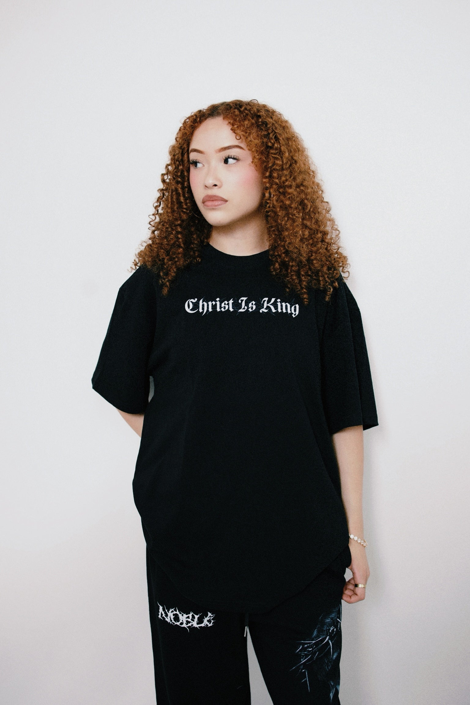 “CHRIST IS KING V2” OVERSIZED TEE