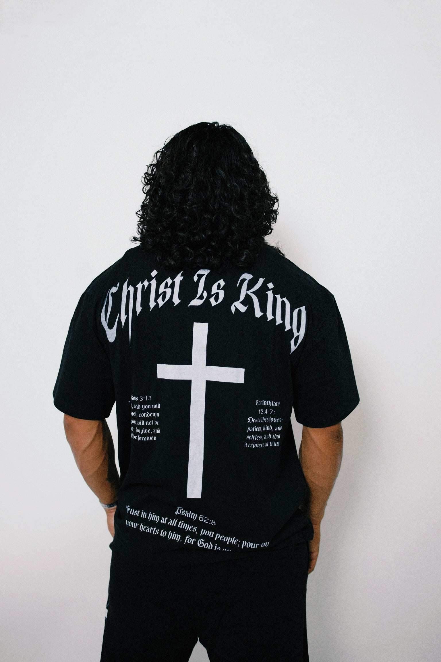 “CHRIST IS KING V3” OVERSIZED TEE