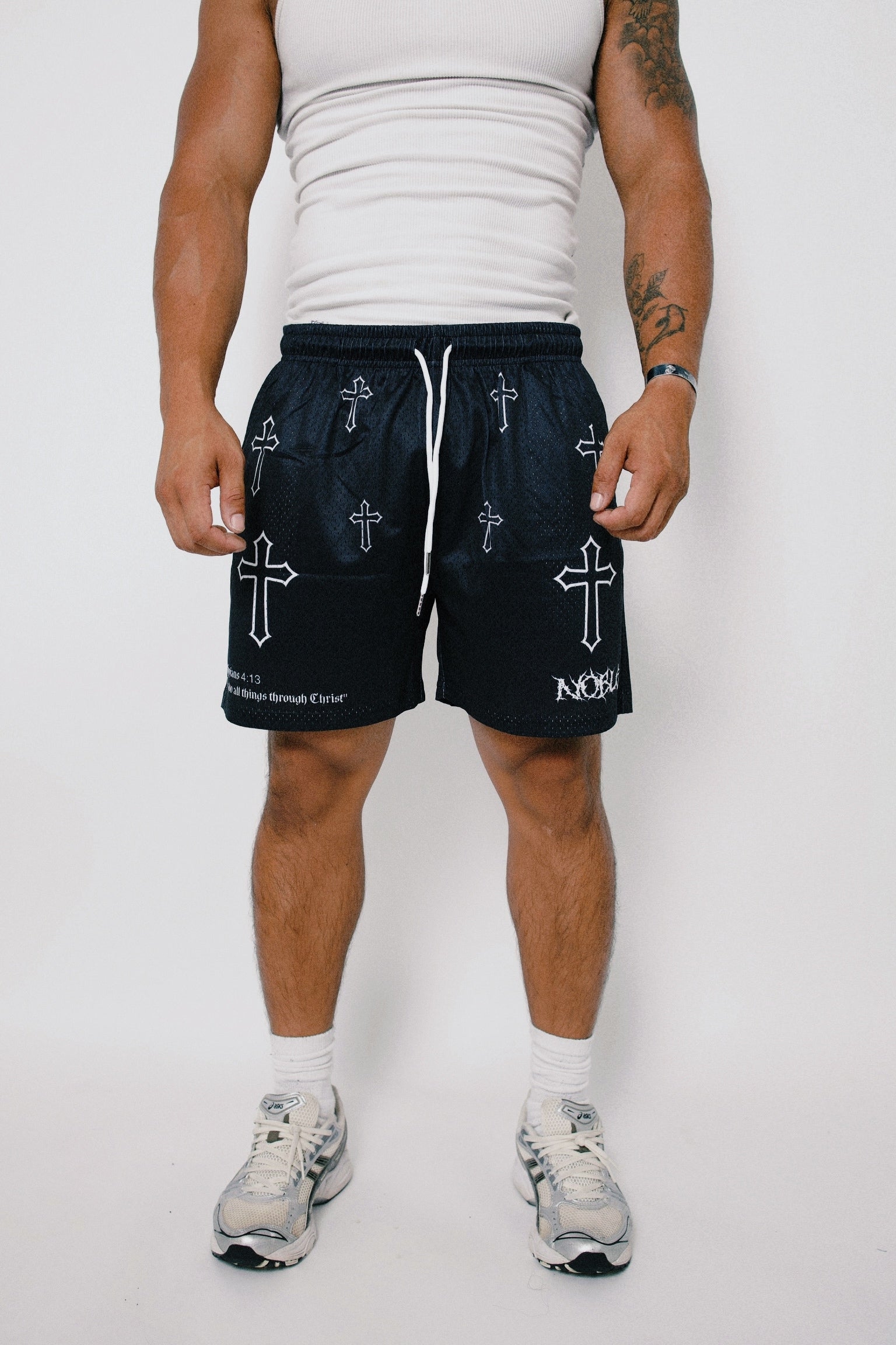 4:13 CROSS 6IN MESH SHORT (BLACK)