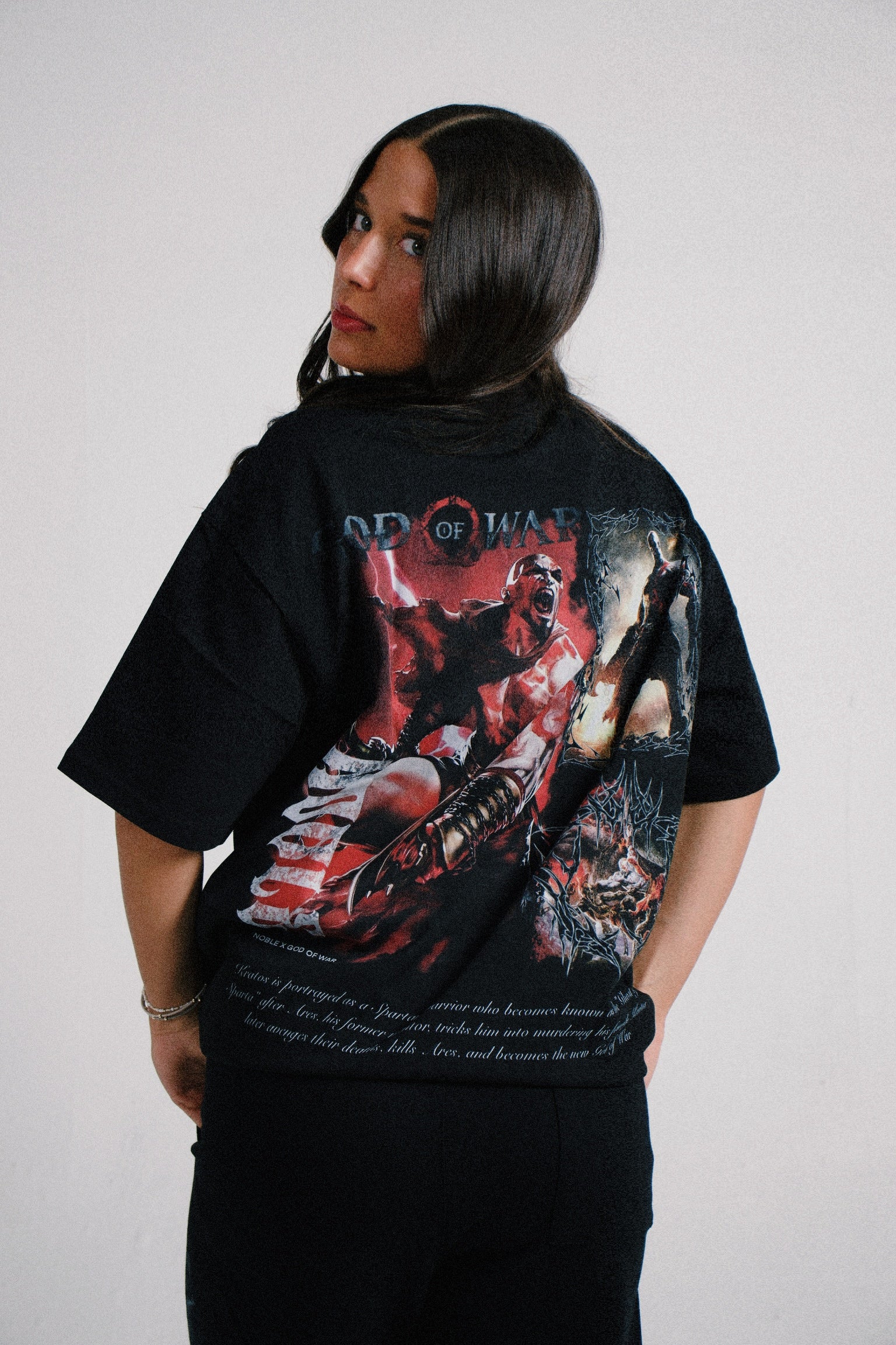 GOW OVERSIZED TEE