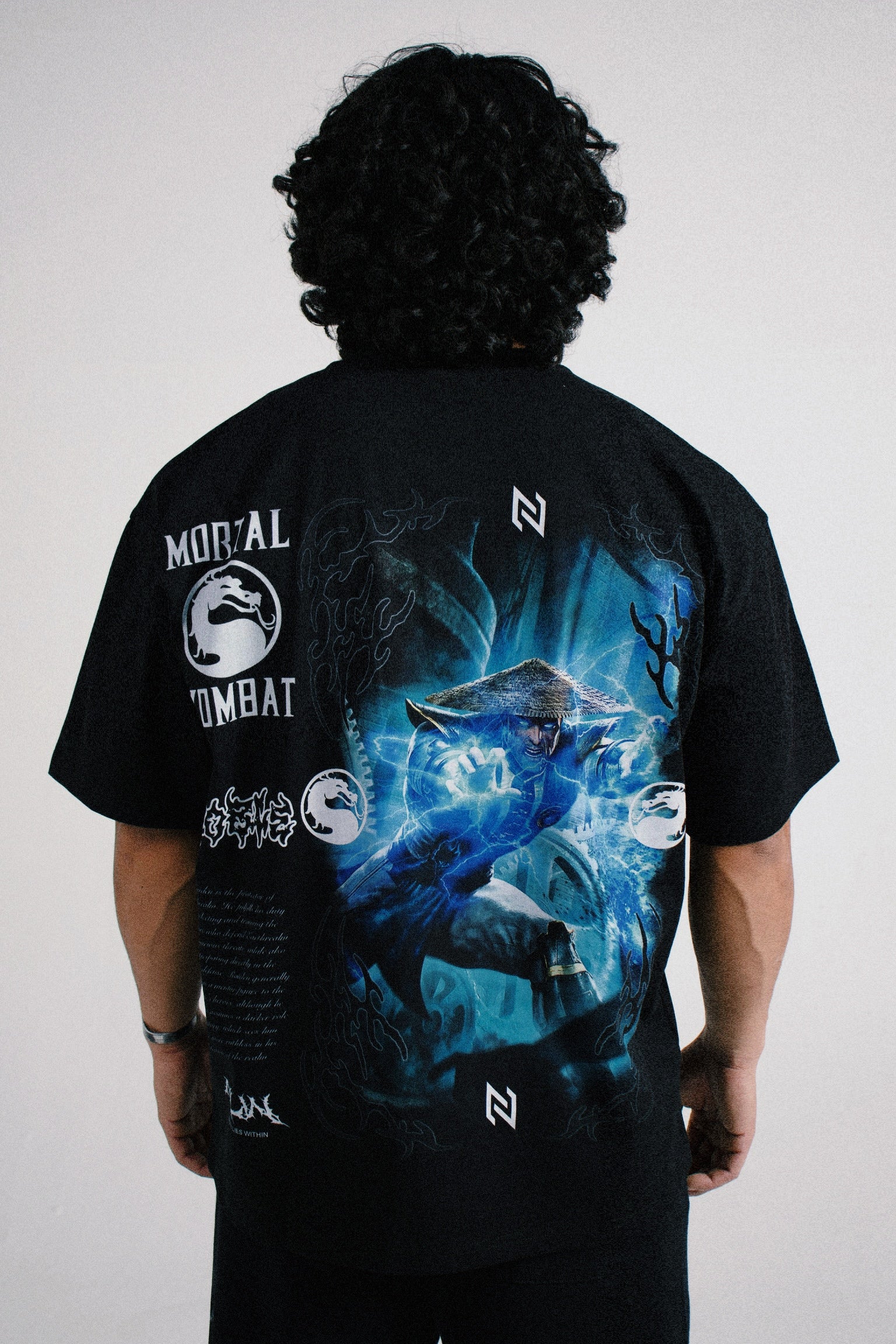 RAIDEN OVERSIZED TEE