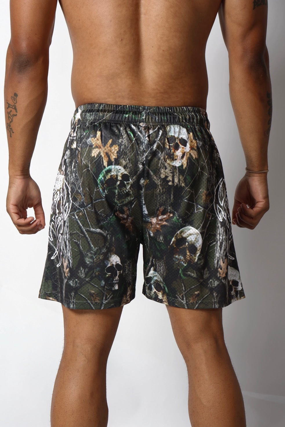 FOREST SKULL CAMO MESH SHORTS | OLIVE