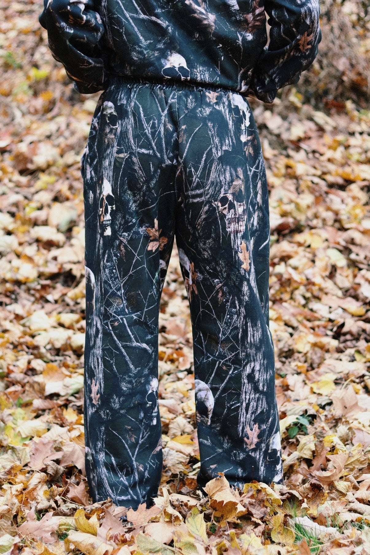 SKULL CAMO SWEATS | DARK OLIVE - noble