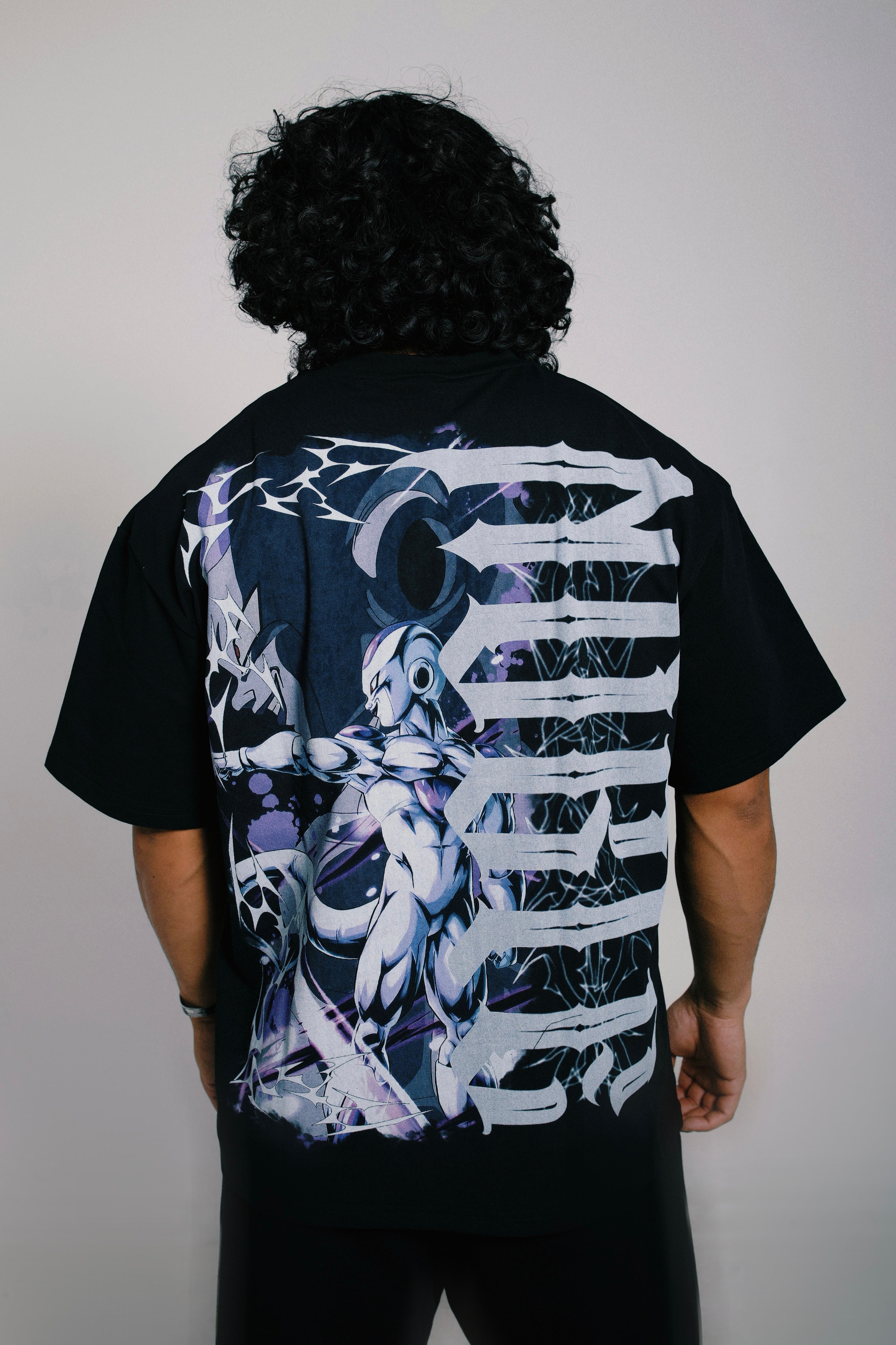 FREIZA OVERSIZED TEE