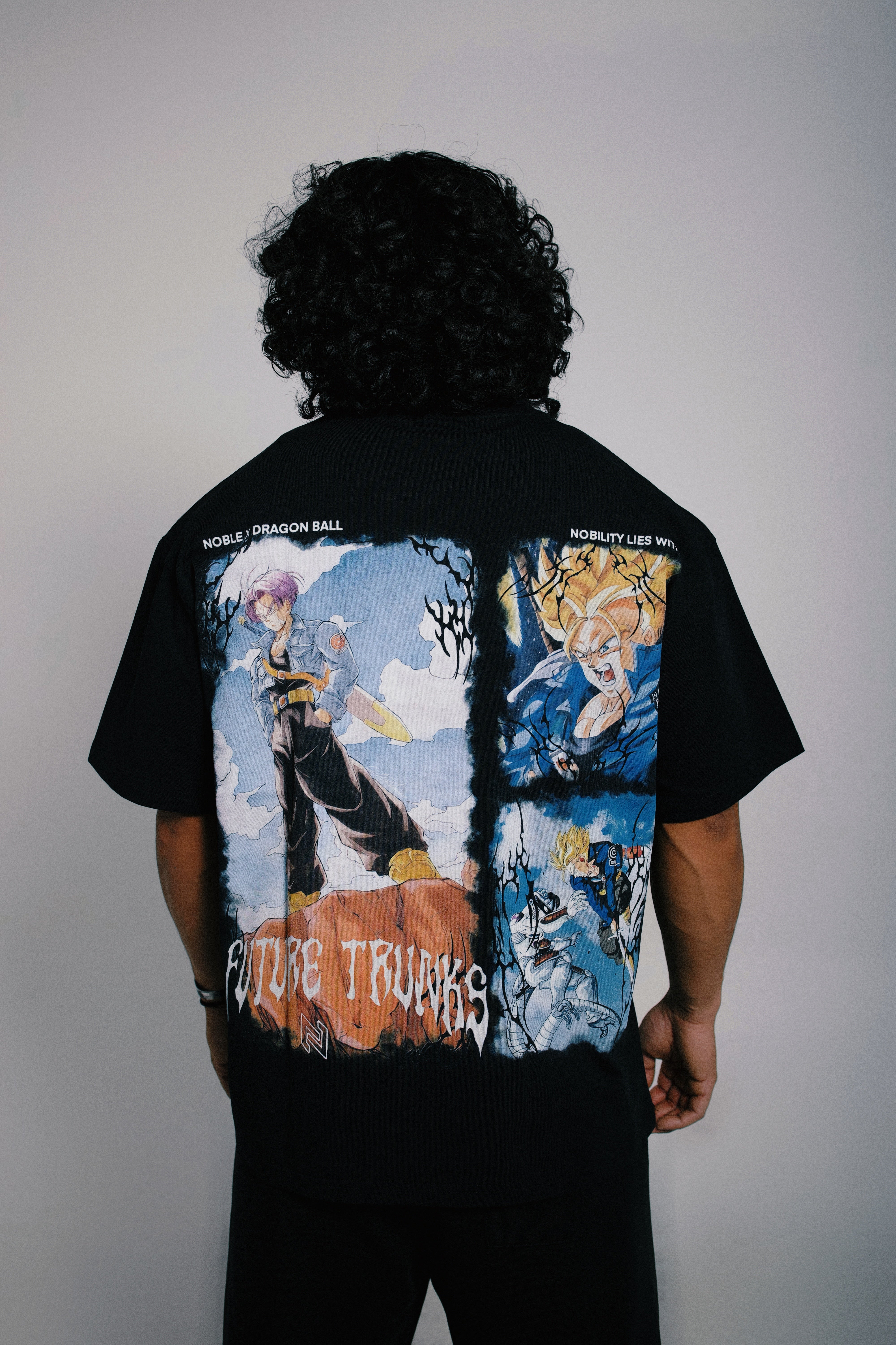 FUTURE TRUNKS OVERSIZED TEE