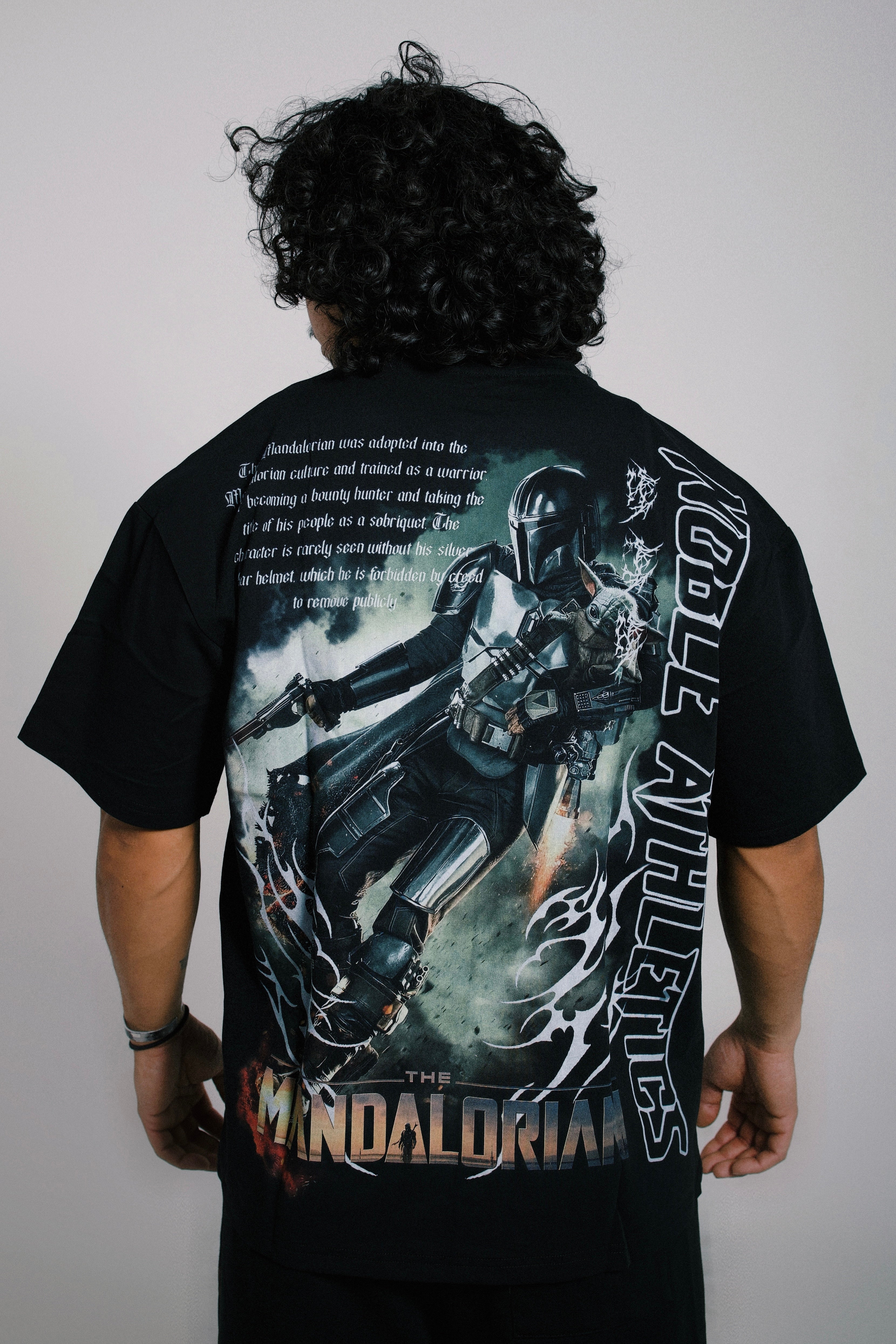 THE MANDALORIAN OVERSIZED TEE